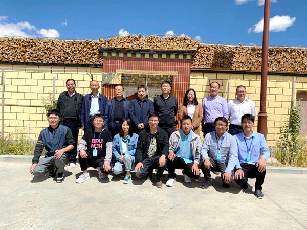 高原慰問送清涼，情系基層暖人心
